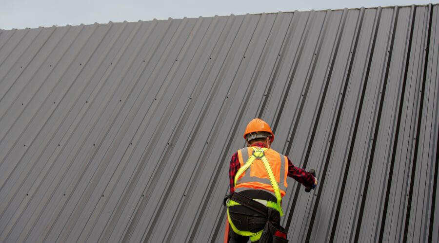 Expert top industrial roofings services in Oswego, KS